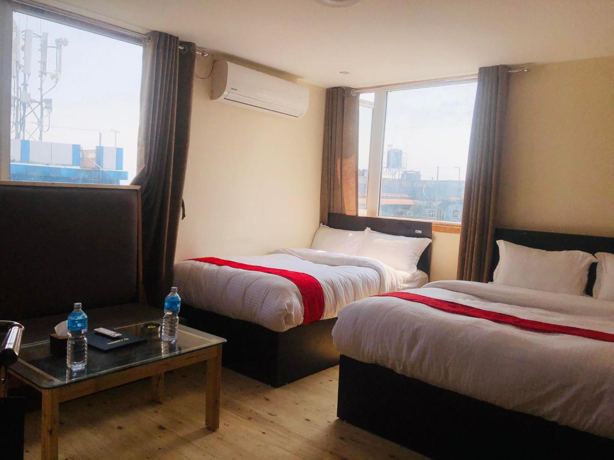 Hotel Odaan Катманду Екстериор снимка