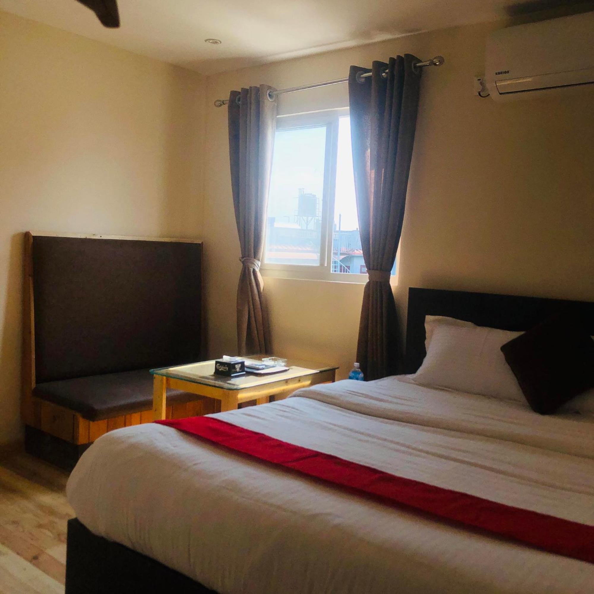 Hotel Odaan Катманду Екстериор снимка